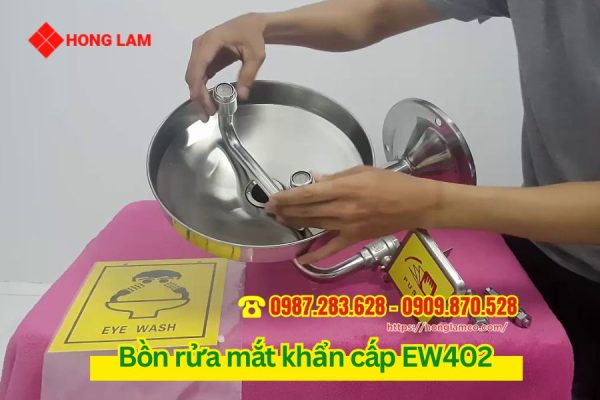Giới thiệu tổng quan về bồn rửa mắt khẩn cấp EW402